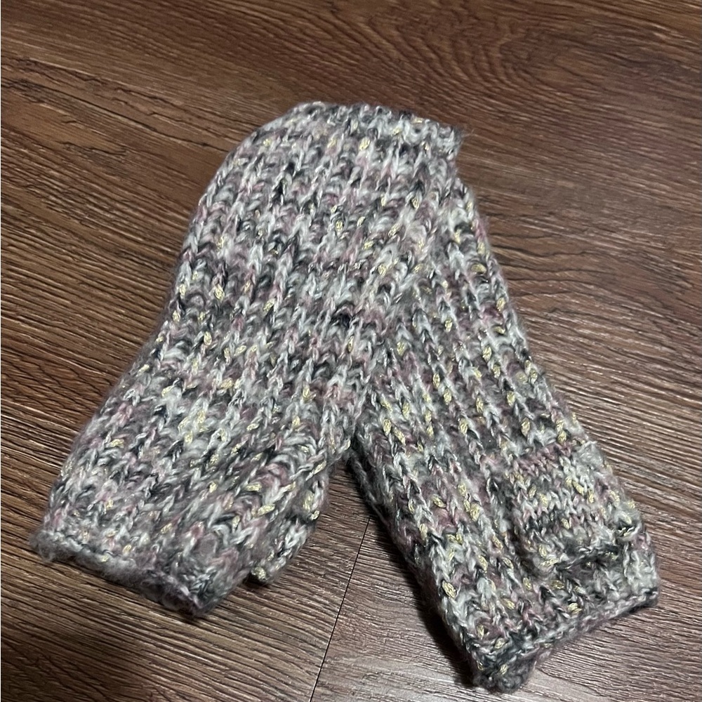 Loft Fingerless mittens